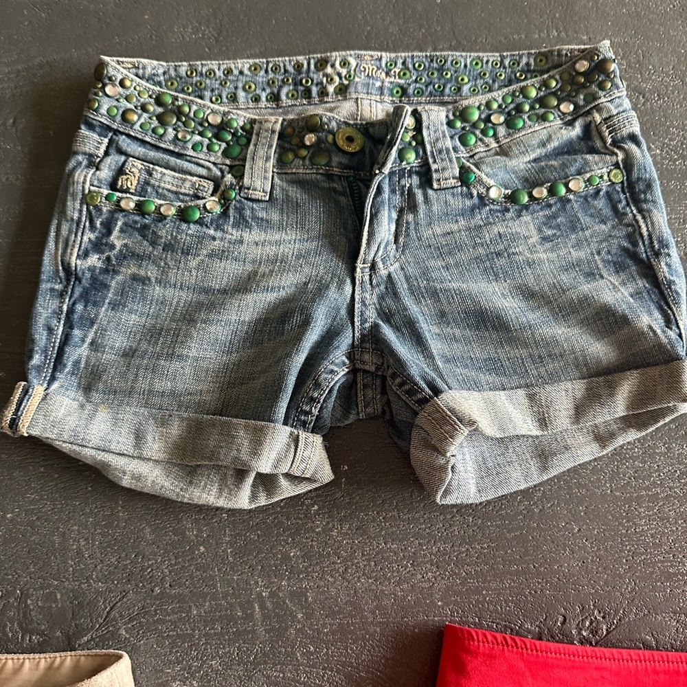 Miss me jean shorts with jewels